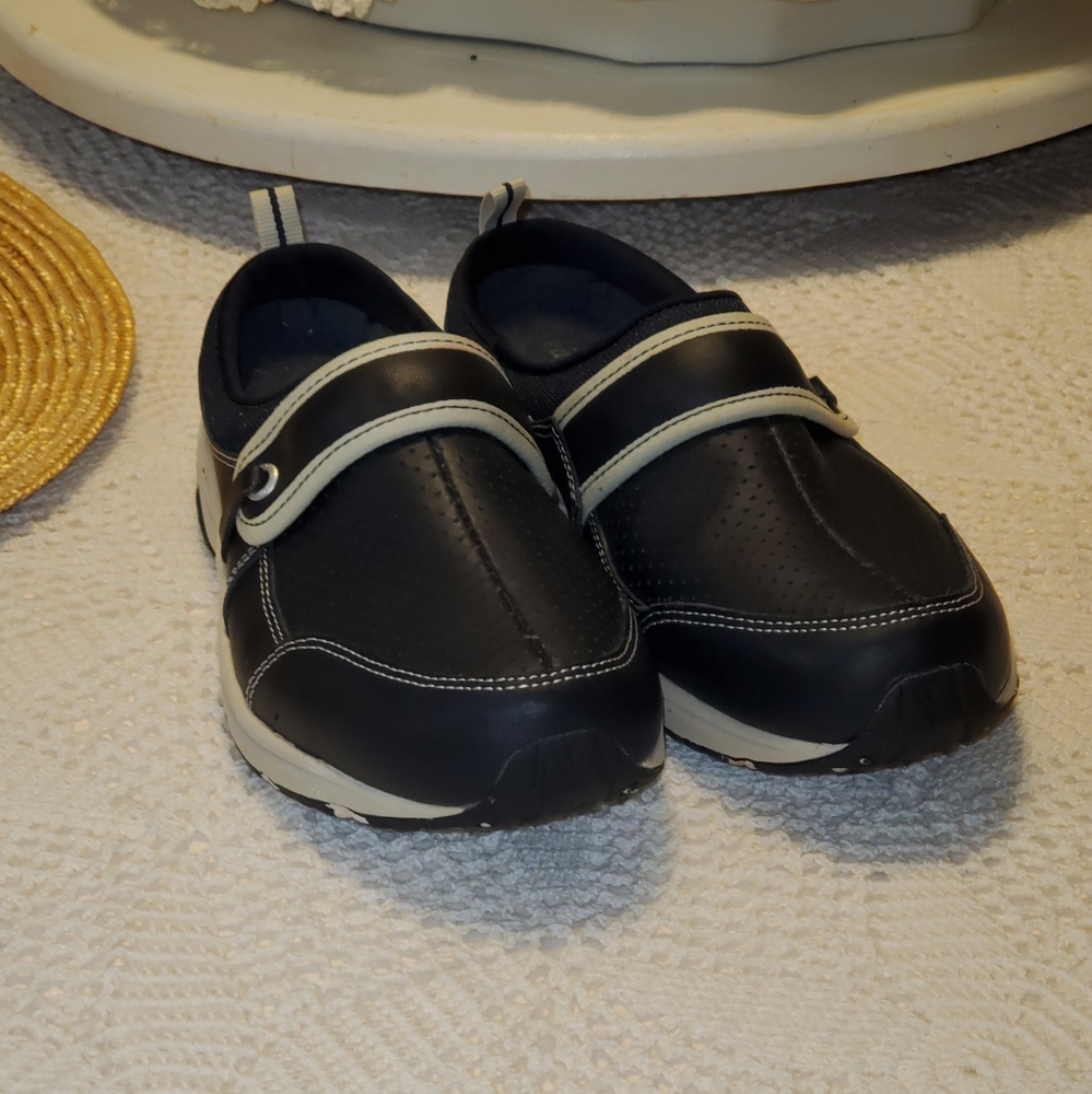 Easy Spirit Travel Time Clogs Mules Dark Blue Leather Comfort.